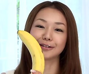 Serina Hayakawa sıcak dudaklarını wth'i memnun ediyor