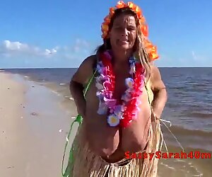 Elle peut danser sur la plage pour moi à tout moment