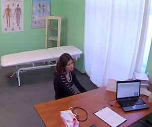 Fake Hospital Sexual treatment turns gorgeous busty patient moans of pain