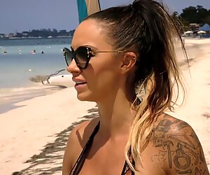 Jodie Marsh Huge Tits In Bikini
