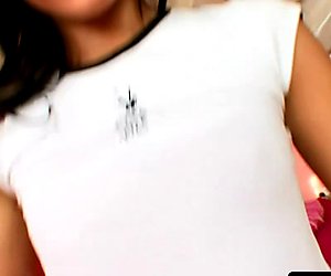 Brune Dolly Darkley son casting avait le sexe anal