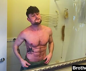 My older stepbrother is such a fucking hunk, even when he&rsquo_s being a total jerk