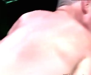 Homosexuel papa mec fisting vidéos et femme mûre jeune film premier fois poings et