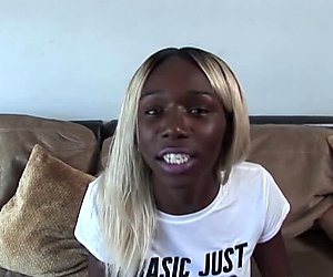 Casting black trans runkningar choklad kuk solo