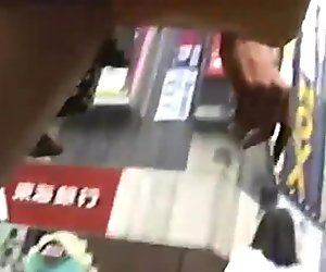 Super Real Upskirt Backlighting Voyeur