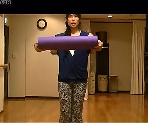 Yoga PATA DE CAMELLO JAPONESAS MADURAS