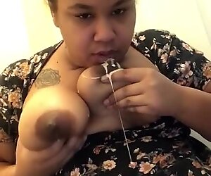 Les nips les plus épais ont un dynamitage avec Allaiter! fermeture.