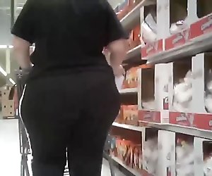 Candid Big Bubble Butt - Voyeur Mature Ass