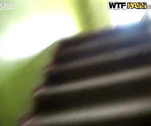 Amateur GF gives her head in the entrance of an apartment building