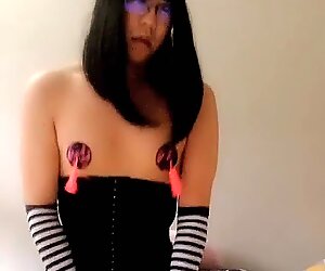Chinese shemale Jelly Qiao anal play