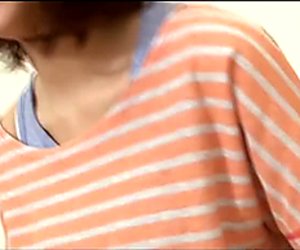 Šialené japonské kurča Yuu Shinoda, Hikaru Šiina, Mio Mikura, Eri Makino v úžasnom malom kozlíku, nohavičky jav clip