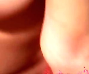 Abbey Diaz 01