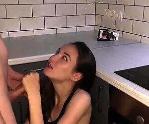 Ups.. he cumshot to me in pussy
