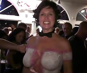 Sexy girls having fun like they dont give a fuck