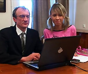 Възбуден учителка съблазнителен тийн
